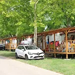 Balatontourist Fuered & Kemping