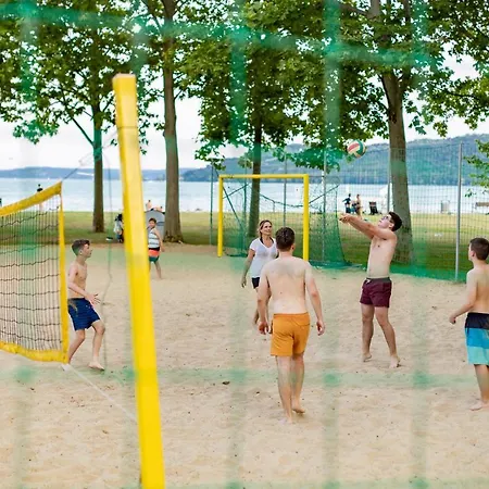 Balatontourist Fuered & Κάμπινγκ Balatonfüred