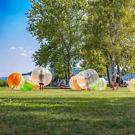 Balatontourist Fuered & Camping 2*