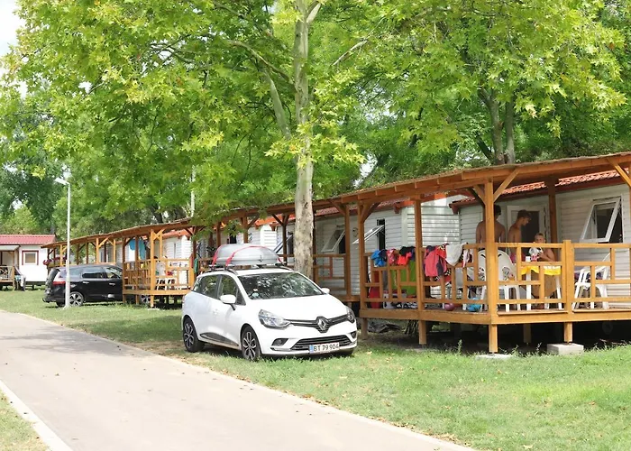 Balatontourist Fuered & Kemping